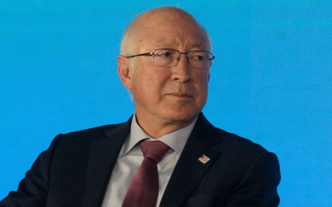 ‘Es imperante actuar contra cárteles’: Ken Salazar sobre asesinato de estadounidenses en Tamaulipas
