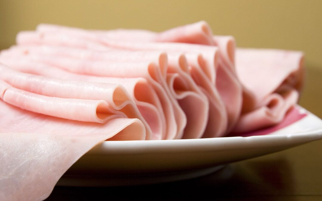 ¿Qué es la ‘baba’ que aparece en el jamón después de unos días? Esta es la razón de la viscosidad