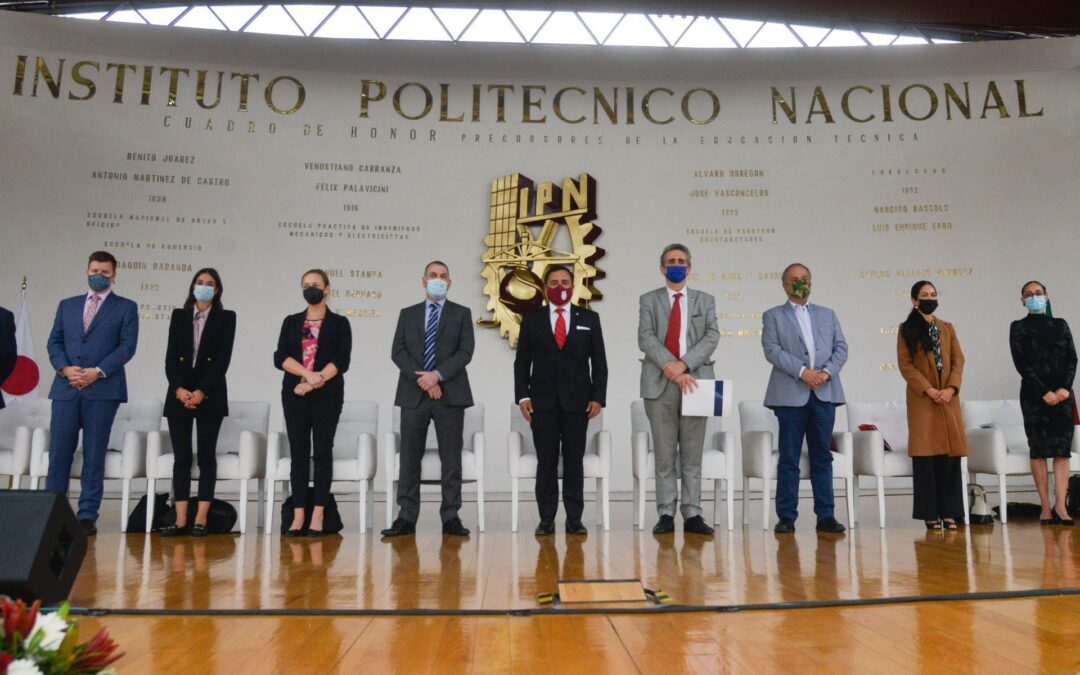 ¡Atención, mujeres! IPN tiene vacante con sueldo de más  37 mil pesos; así se pueden postular