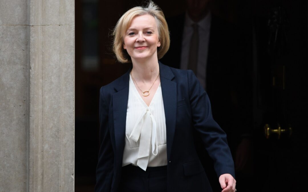 Liz Truss defiende su cargo de primera ministra: ‘soy una luchadora, no una desertora’
