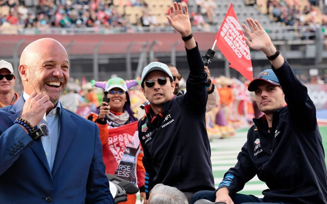 Luis García defiende a ‘Checo’ tras resultado en GP de México 2024: ‘Tendríamos que hacerle reverencia’