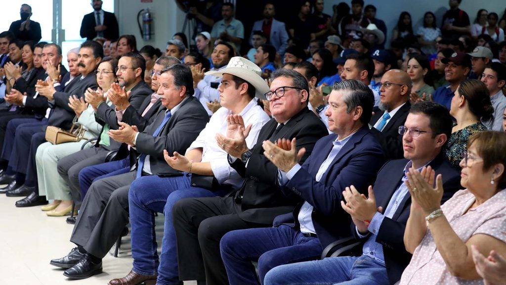 Refrendan calidad de la Licenciatura en Ingeniería en Agronegocios