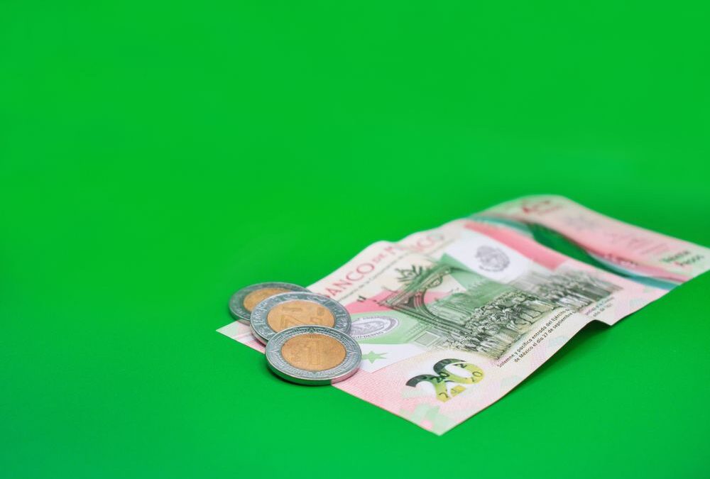 Peso sigue con ‘mala racha’: cae ante el dólar