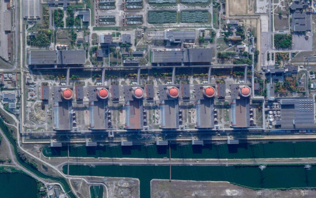 Central nuclear de Zaporiyia apaga su último reactor para evitar un desastre radiactivo