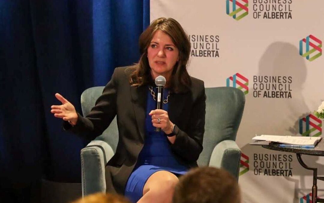 Primera ministra de Alberta también pide excluir a México del T-MEC: ‘Están invitando a China a invertir’