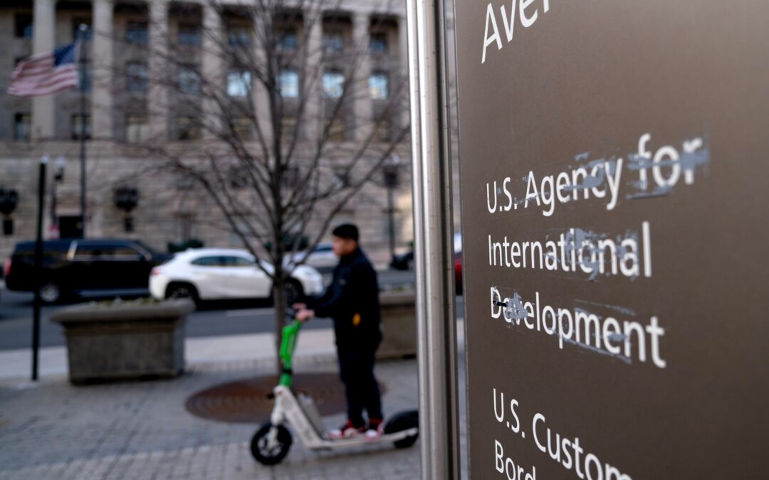 Sin USAID, Estados Unidos apuesta por la fuerza. Se pausa la injerencia humanitaria y se opta por la presión económica