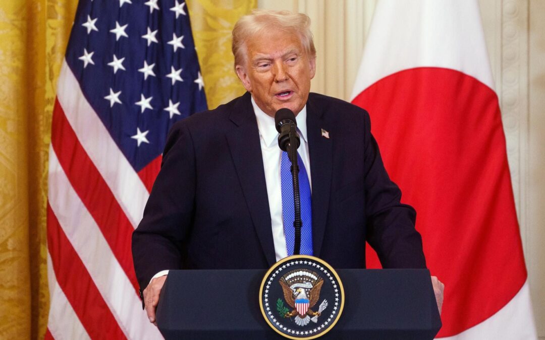 Trump ataca con nuevos aranceles: Impondrá 25% a importaciones de acero y aluminio