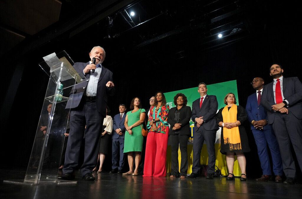 Lula da Silva ‘arma su equipo’ para comenzar gobierno de Brasil: Nombra a 16 ministros