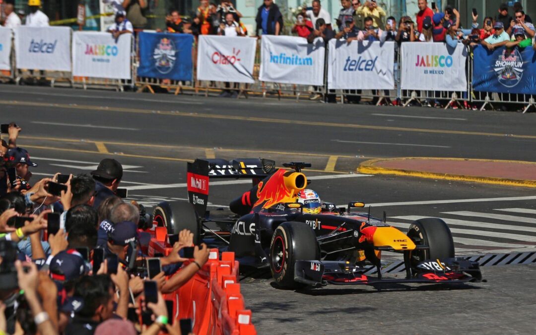 ‘Uno de mis días más especiales’; Así se vivió el Show Run con ‘Checo’ Pérez en Guadalajara