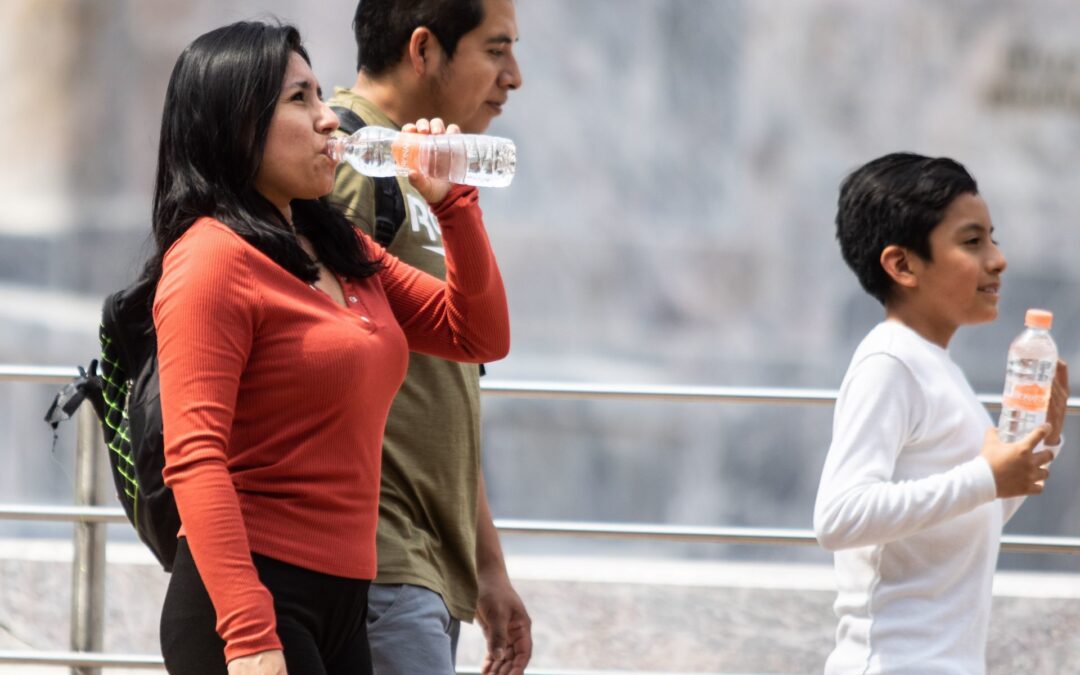 ¡Mucho calor! Activan alerta amarilla en 11 alcaldías de la CDMX por altas temperaturas