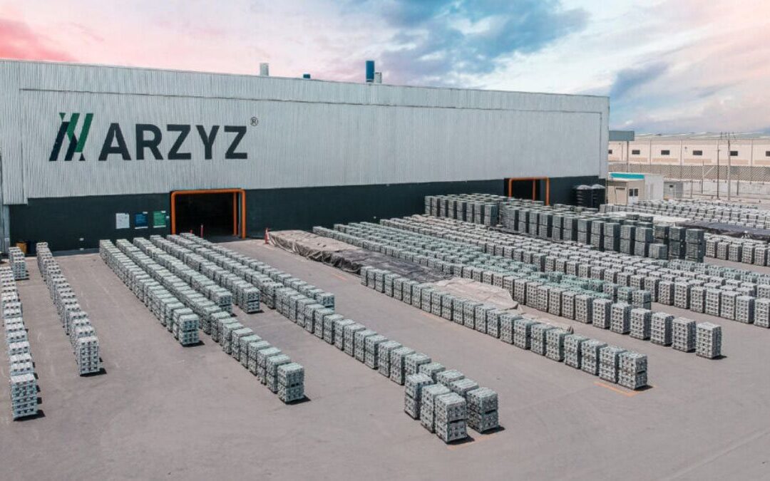 ¿Quién es el dueño de ARZYZ, empresa de los vasos de aluminio para el GP de México?