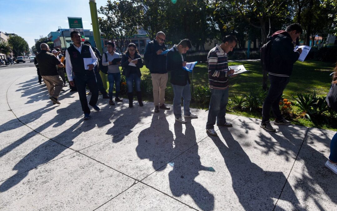 Empleo formal se debilita; liga dos meses con retrocesos