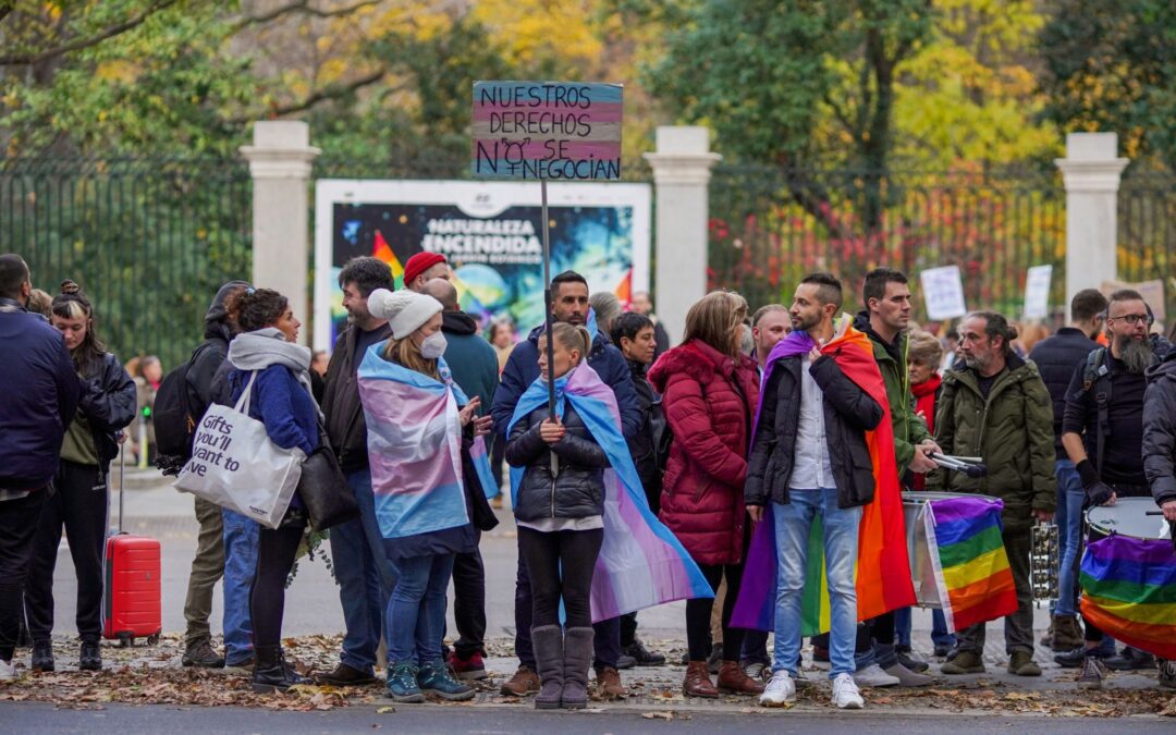 Acompañamiento médico para personas trans: ¿son frecuentes las detransiciones?