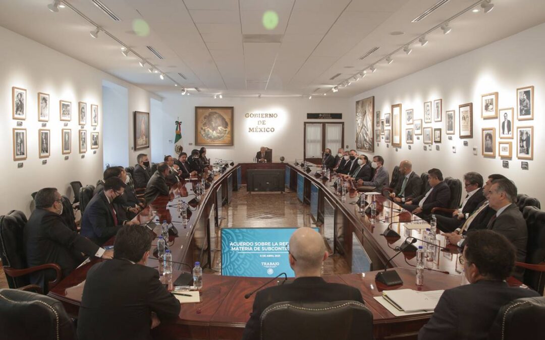 AMLO anuncia “importante acuerdo” sobre outsourcing y reparto de utilidades