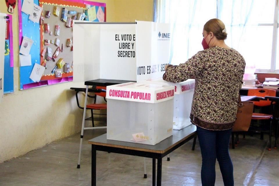 Fracasa consulta: apenas vota 7%