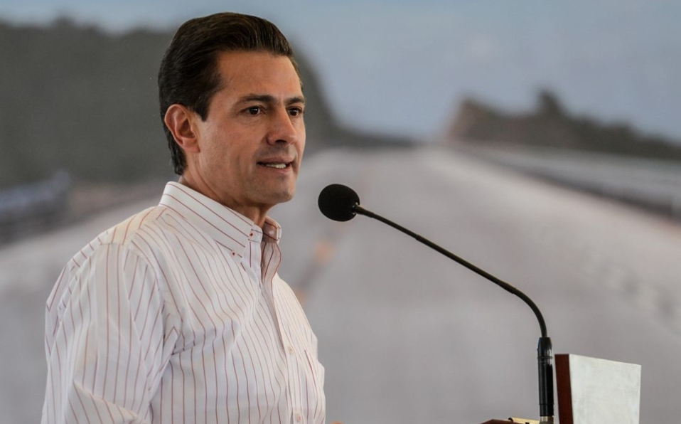 FGR debe informar cuántas investigaciones inició contra Peña Nieto, determina INAI